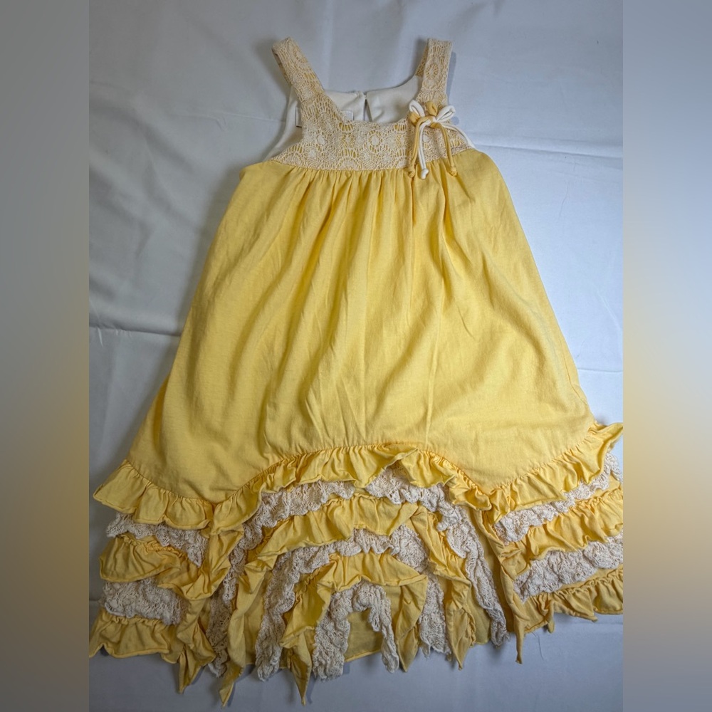 Isobella & Chloe Yellow/White Ruffle Dress with Lace Accent-Size 6